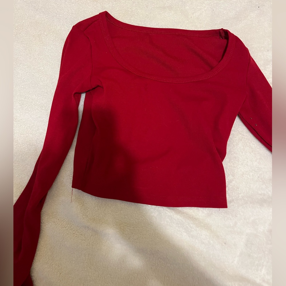 Red Long Sleeve Crop Top